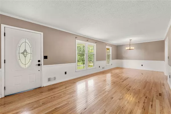 Marietta, GA 30062,1854 Starlight DR