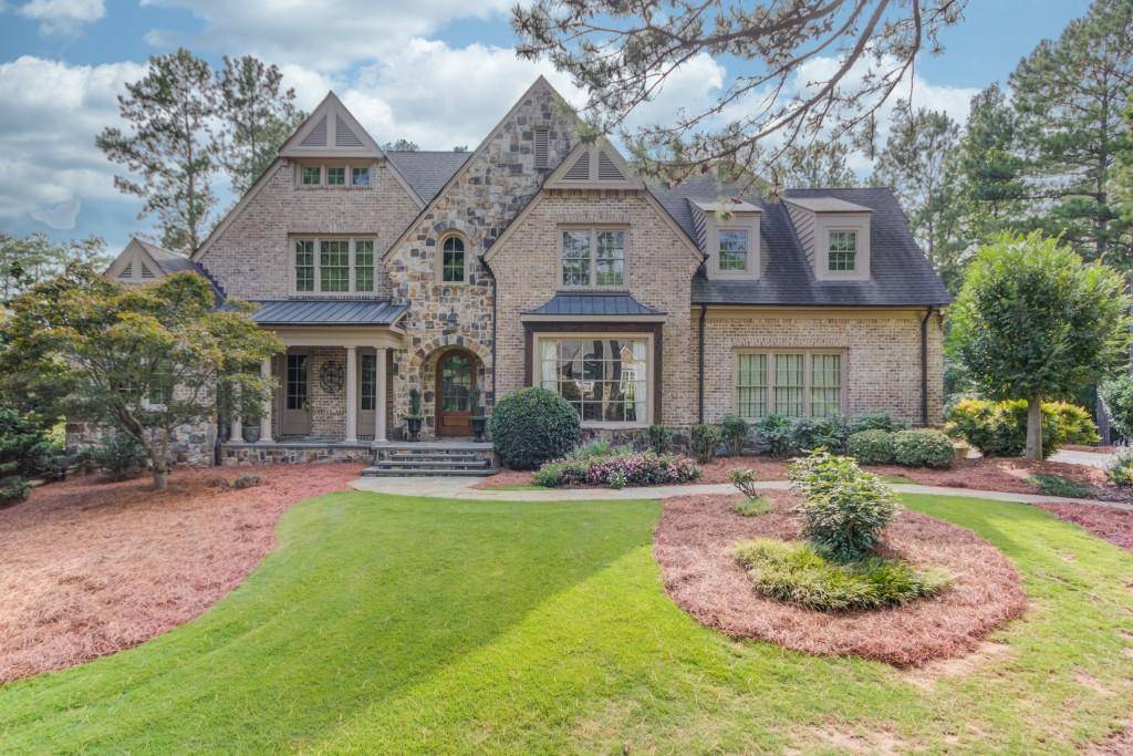 898 Middle Fork TRL, Suwanee, GA 30024