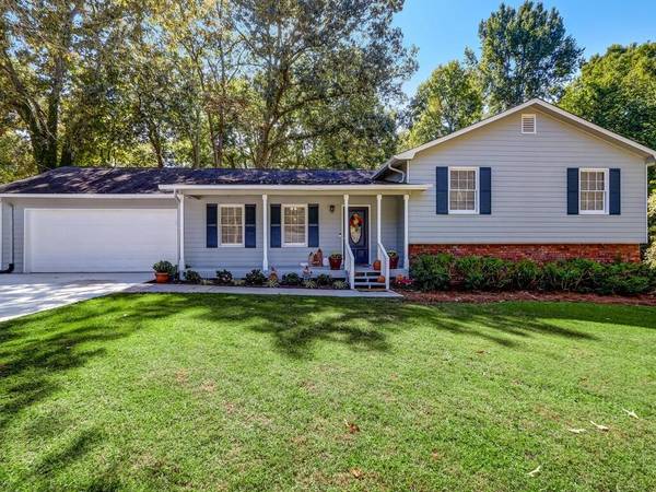 2947 Springlake DR, Buford, GA 30519