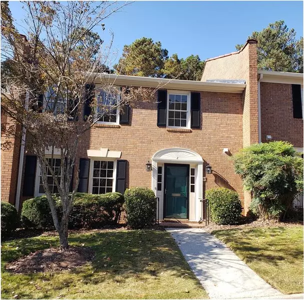 4101 Dunwoody Club DR #8, Dunwoody, GA 30350