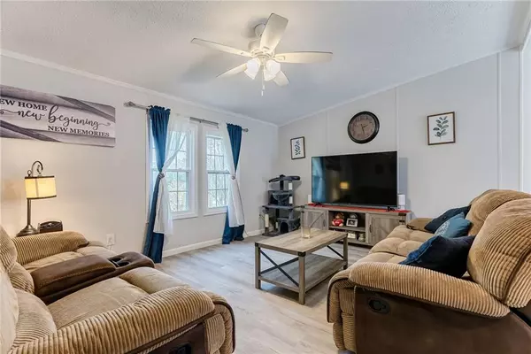 Statham, GA 30666,25 Thurmond RD SE