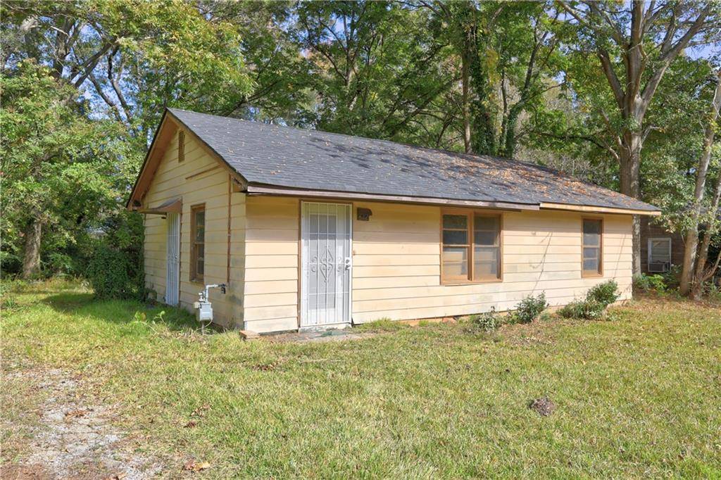 822 Pamela DR, Griffin, GA 30224