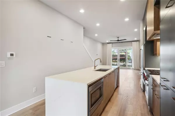 Atlanta, GA 30318,705 Vidalia LN