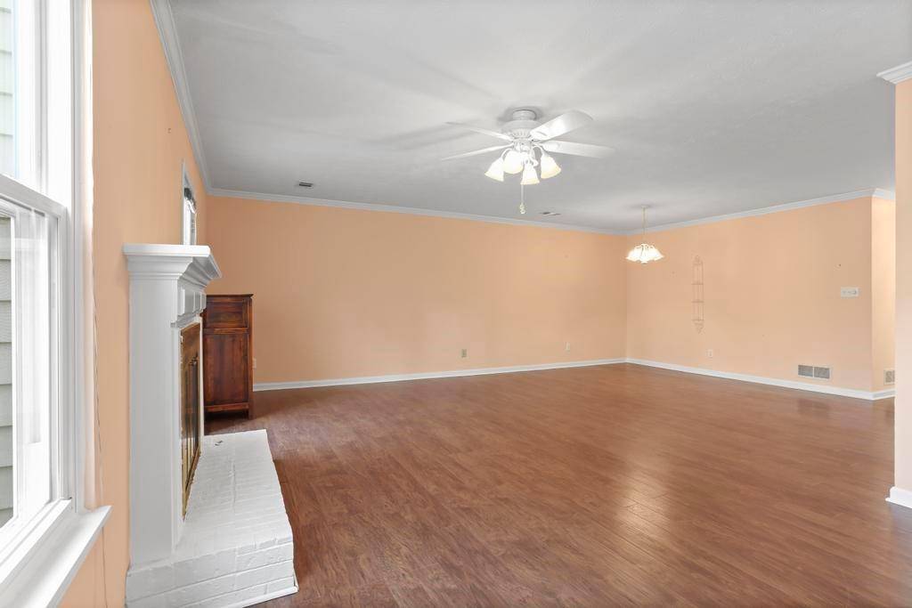 Alpharetta, GA 30009,1380 Jamestowne TRL