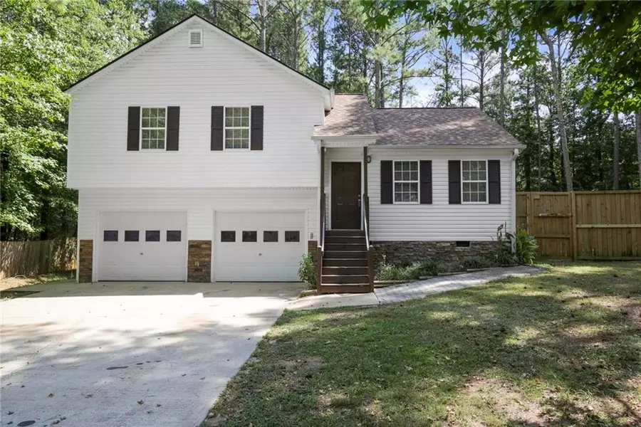 131 Country Cottage CIR, Carrollton, GA 30116