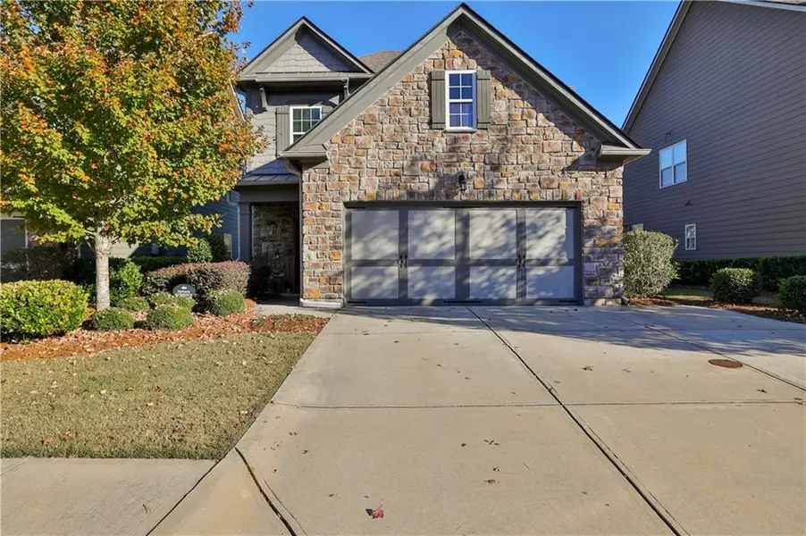 6833 Big Sky DR, Flowery Branch, GA 30542