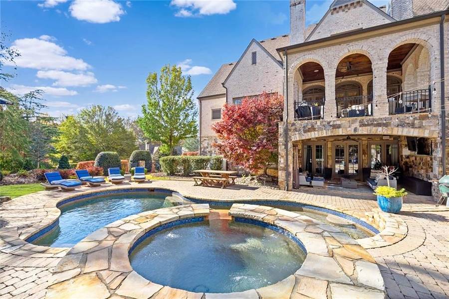 105 Manor Lake CT, Alpharetta, GA 30004