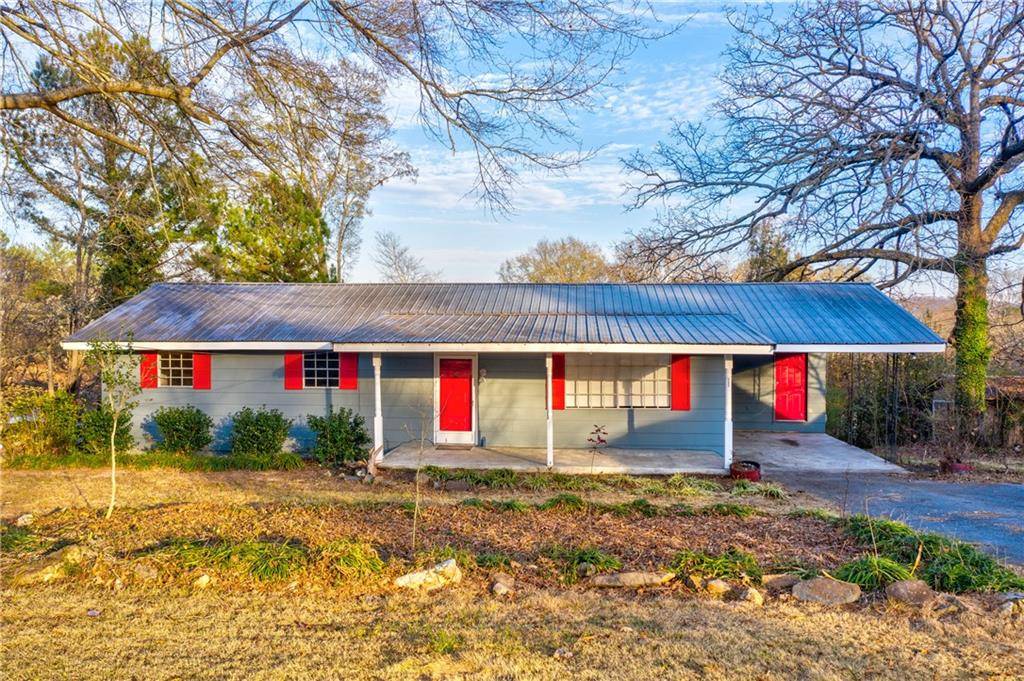 303 Warrenfells ST, La Fayette, GA 30728