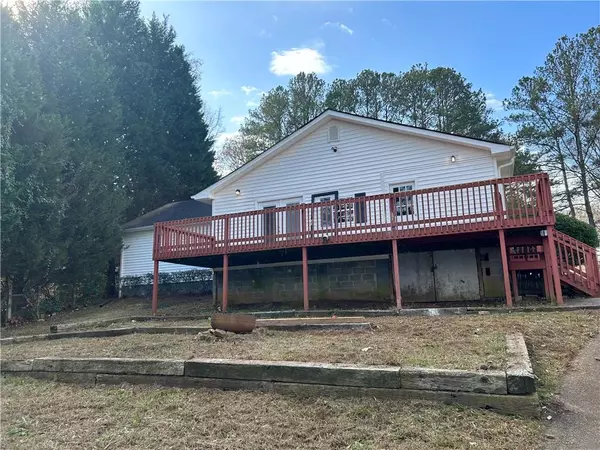 Jackson, GA 30233,423 Lakeshore DR