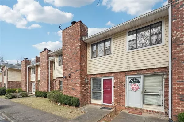 2697 Twiggs CIR SE,  Marietta,  GA 30067