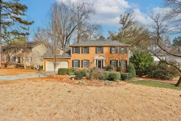 1018 SAYBROOK CIR NW, Lilburn, GA 30047