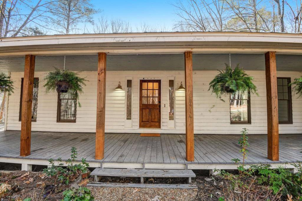 103 Sweet Briar CIR, Fayetteville, GA 30215
