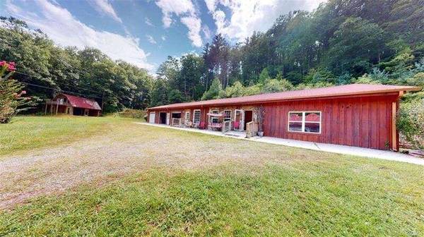 376 Nugget LN,  Ellijay,  GA 30540