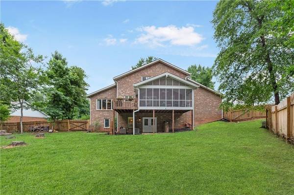 Conyers, GA 30094,599 Palmer CT SE