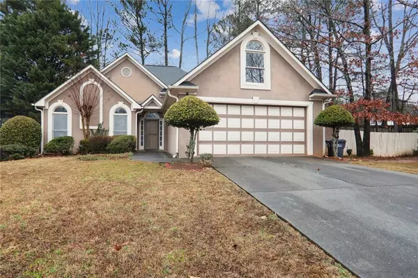 475 Devonshire Walk DR, Suwanee, GA 30024