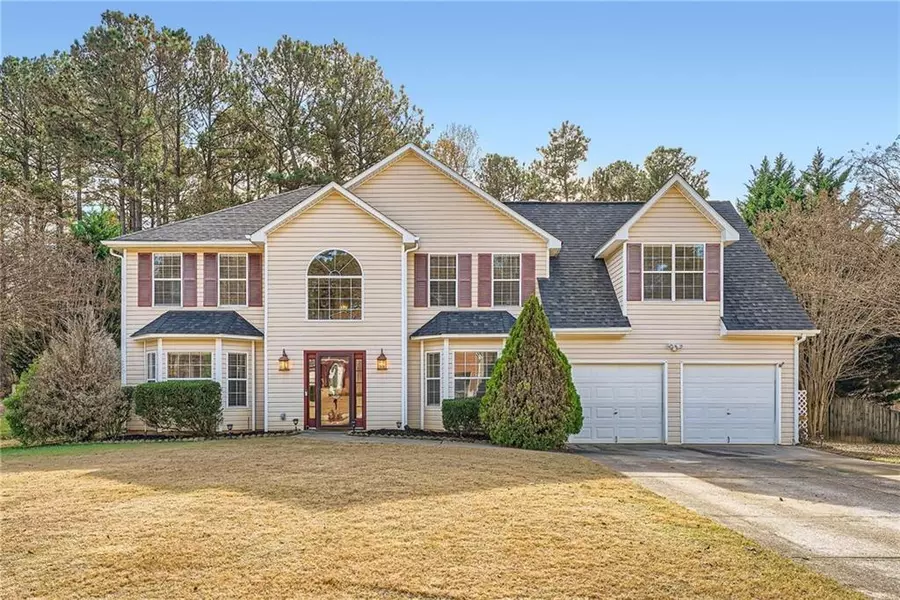 62 Silverleaf LN, Dallas, GA 30157