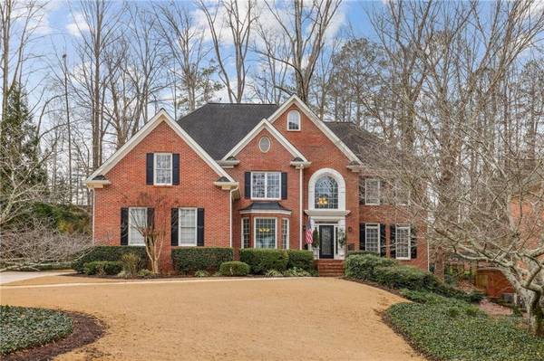 5220 Deerlake DR, Alpharetta, GA 30005