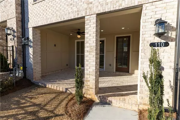 Alpharetta, GA 30009,110 Everley WALK #21