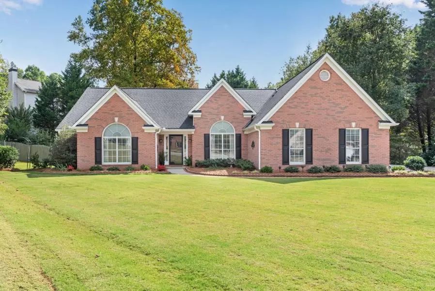 247 Dogwood View LN, Suwanee, GA 30024