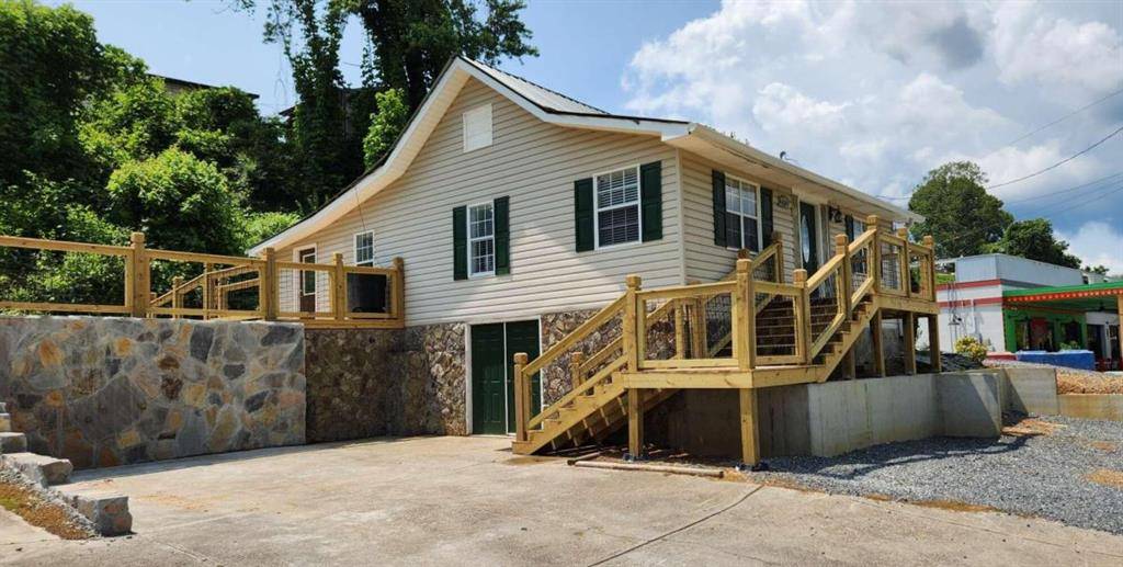 245 E Main ST, Blue Ridge, GA 30513