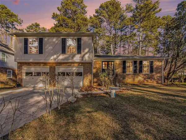 Tucker, GA 30084,1461 DRAYTON WOODS DR