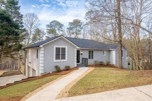 4965 Bay CIR,  Cumming,  GA 30041