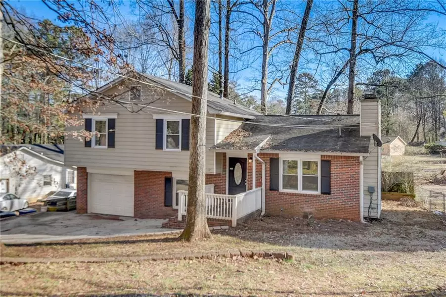 1571 Daniel LN, Lawrenceville, GA 30046