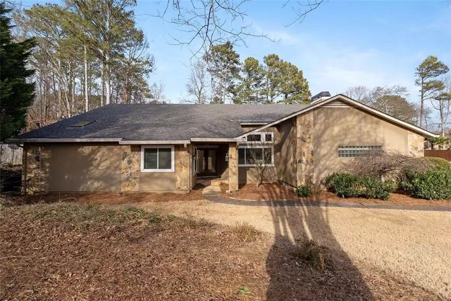 5215 Skidaway DR, Alpharetta, GA 30022