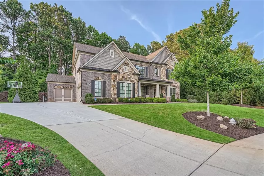 8060 Preservation DR, Alpharetta, GA 30005