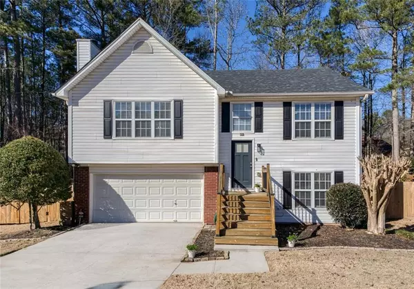 857 Ashley Crossing LN, Lawrenceville, GA 30043