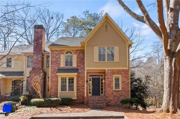 100 River Ridge LN, Roswell, GA 30075