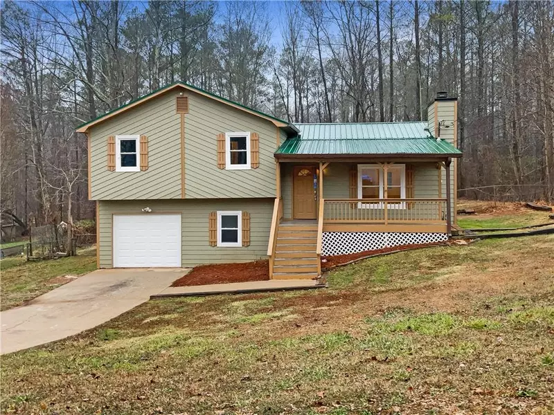 208 Pilgrim LN, Powder Springs, GA 30127