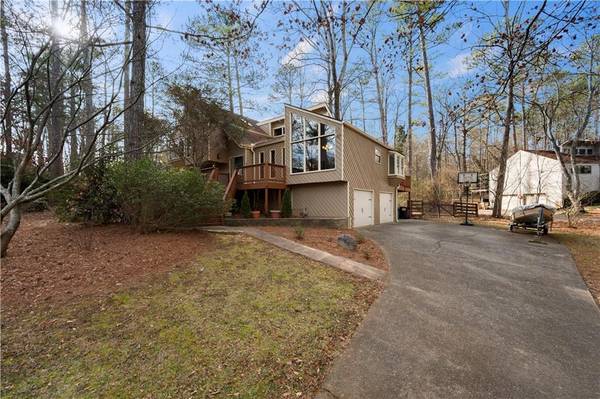 2561 Rocky Springs DR, Marietta, GA 30062