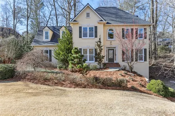 110 Beech Tree LN, Roswell, GA 30075