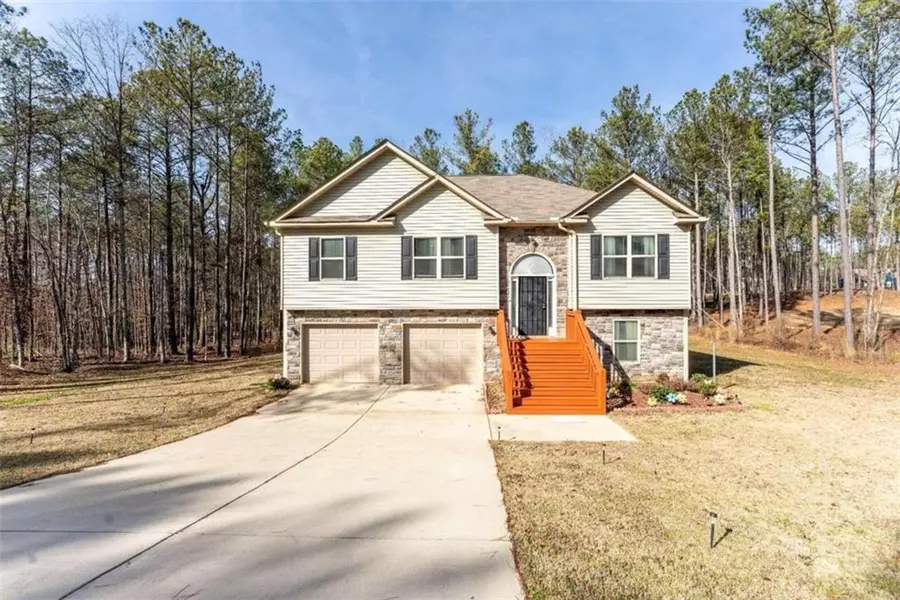 1348 Rocky Plains RD, Covington, GA 30016