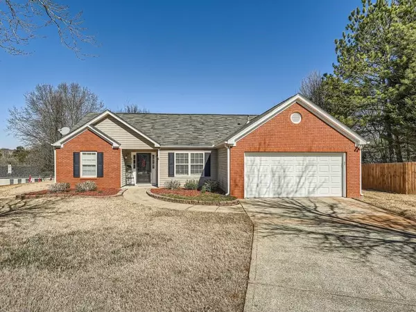 612 River Knoll CT, Woodstock, GA 30188