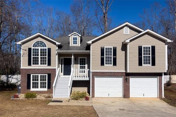 444 Charesa LN, Dacula, GA 30019