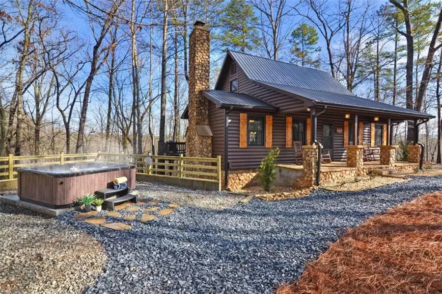 1374 Pecks Mill Creek Rd, Dahlonega, GA 30533