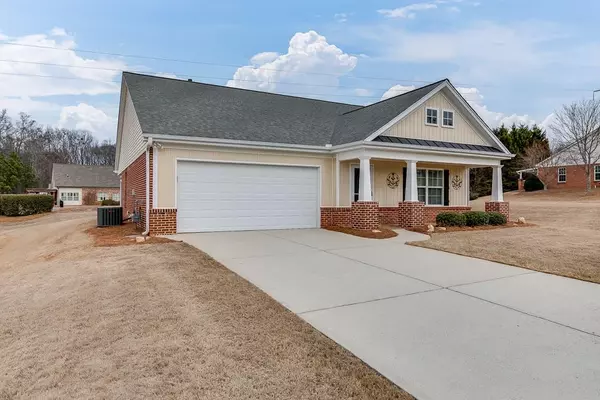 Jefferson, GA 30549,28 Blakewood CT