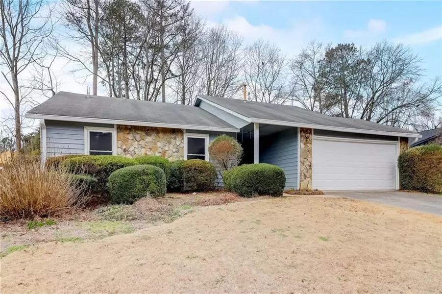 1266 Peninsula TRCE, Lawrenceville, GA 30044