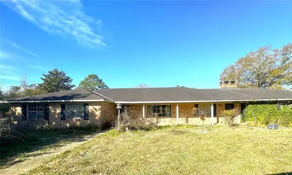 11724 Fairway DR, Mobile, AL 36544