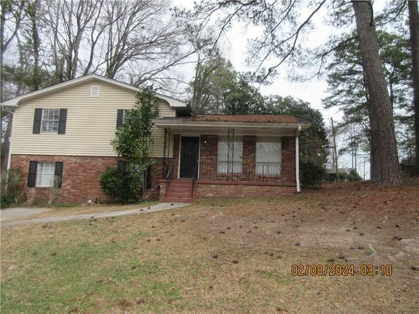 1247 Shoreham DR, Atlanta, GA 30349