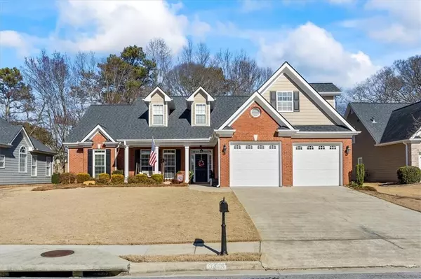 3400 Sweet Basil LN, Loganville, GA 30052