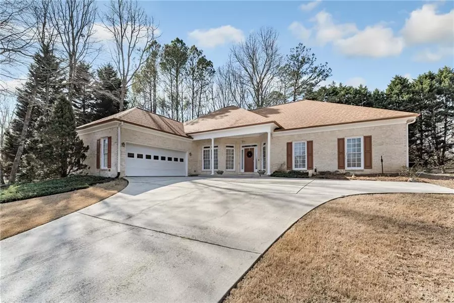 2978 Mary Alice TRL, Loganville, GA 30052