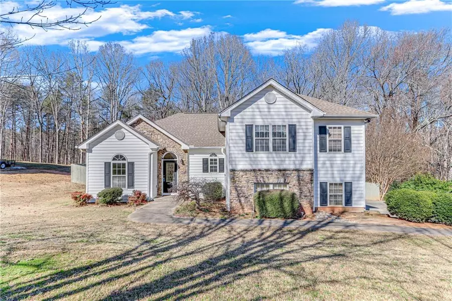 3822 Covered Bridge PL, Gainesville, GA 30506