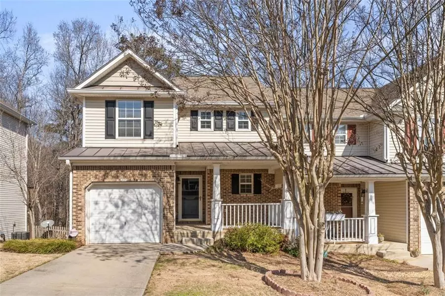 431 Red Coat LN, Woodstock, GA 30188