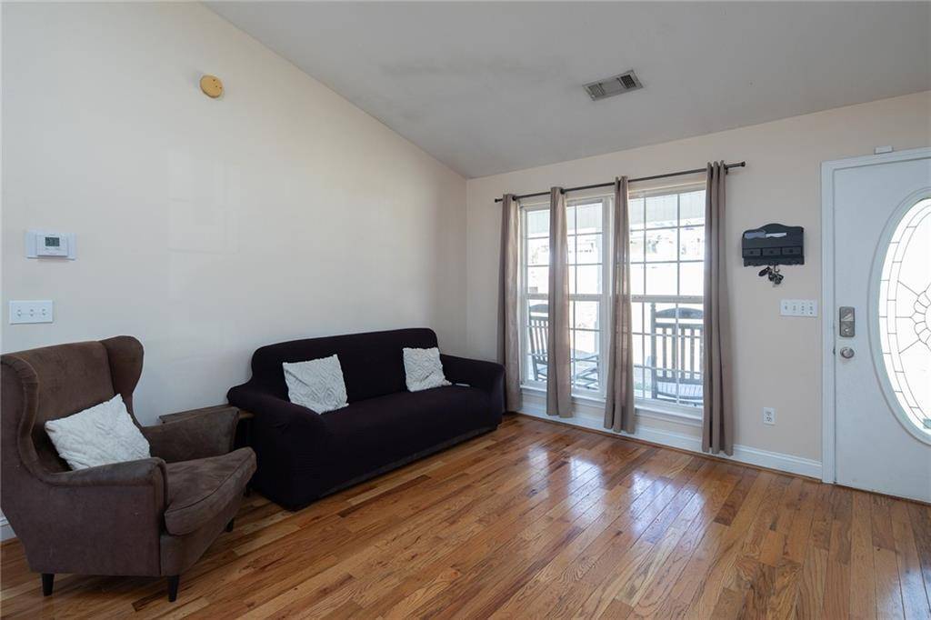 Dahlonega, GA 30533,124 Georgia AVE