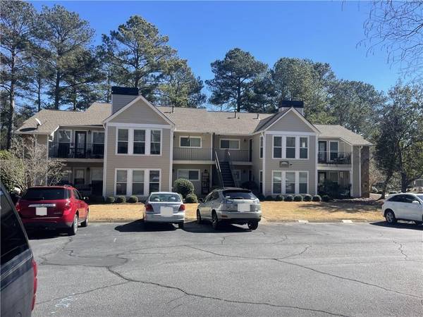 3200 Lake Pointe CIR, Roswell, GA 30075