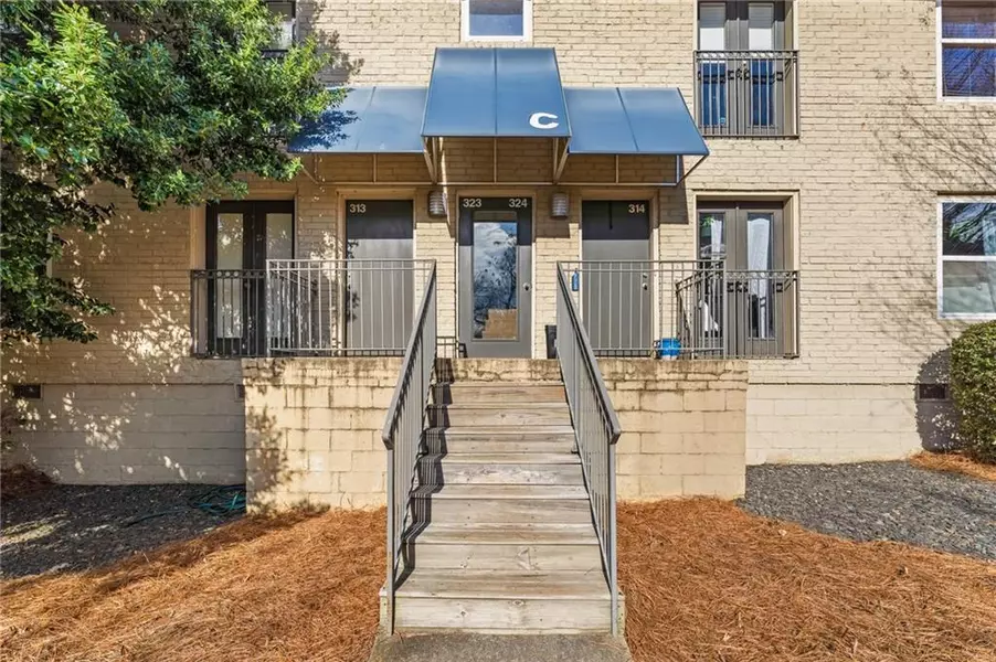 2023 Oakview RD SE #324, Atlanta, GA 30317