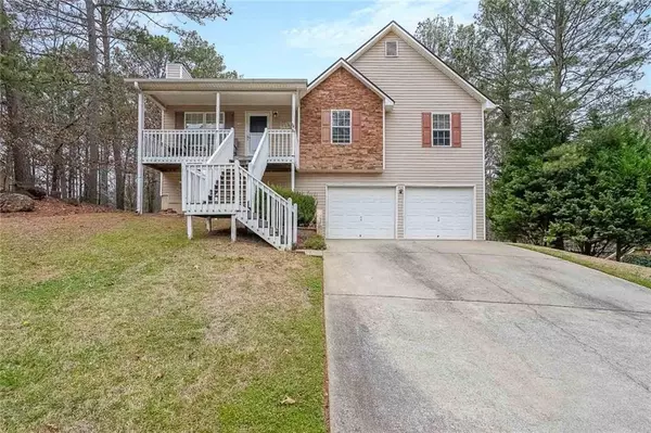 128 Greatwood DR, White, GA 30184